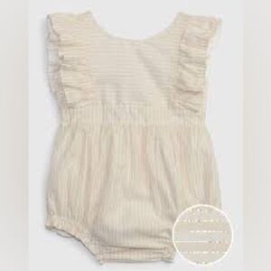 Baby GAP Shiny Stripe Shorty One-Piece (6-12 Months)